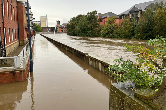 Flooded banks at Riverside Gardens
