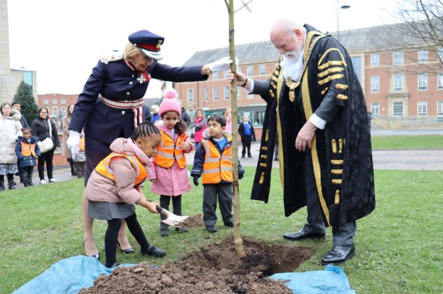 Mayor and Lord Lieutenant plant a civic tree with help from students of Castleward Spencer Academy
