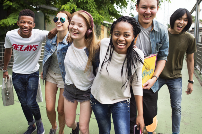 A group of smiling teenagers