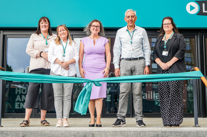 The Cabinet outside Vaillant Live