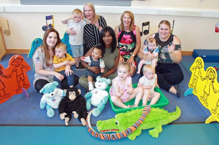 Parents and children at Osmaston and Allenton Children's Centre